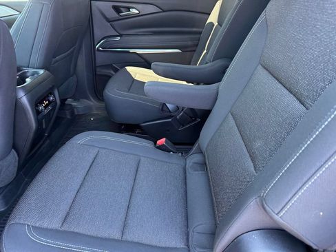 New 2026 Chevrolet Traverse LT w/ Driver Confidence Package FWD image 12