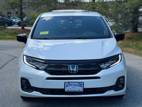 Used 2025 Honda Odyssey Sport-L image 2
