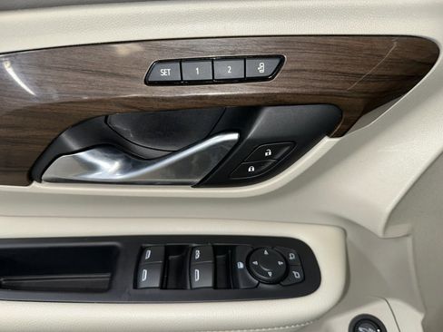 Used 2019 GMC Terrain Denali w/ Driver Alert Package II image 10