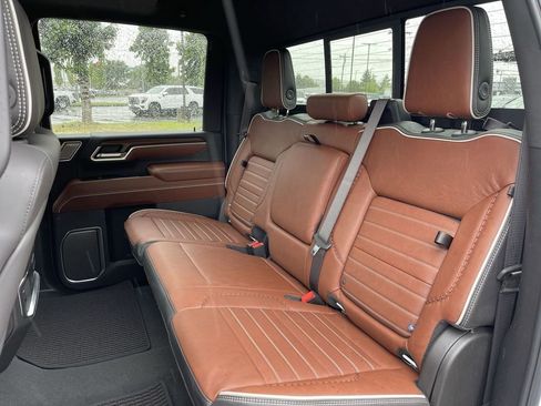 New 2025 GMC Sierra 2500 Denali Ultimate w/ Max Trailering Package image 26