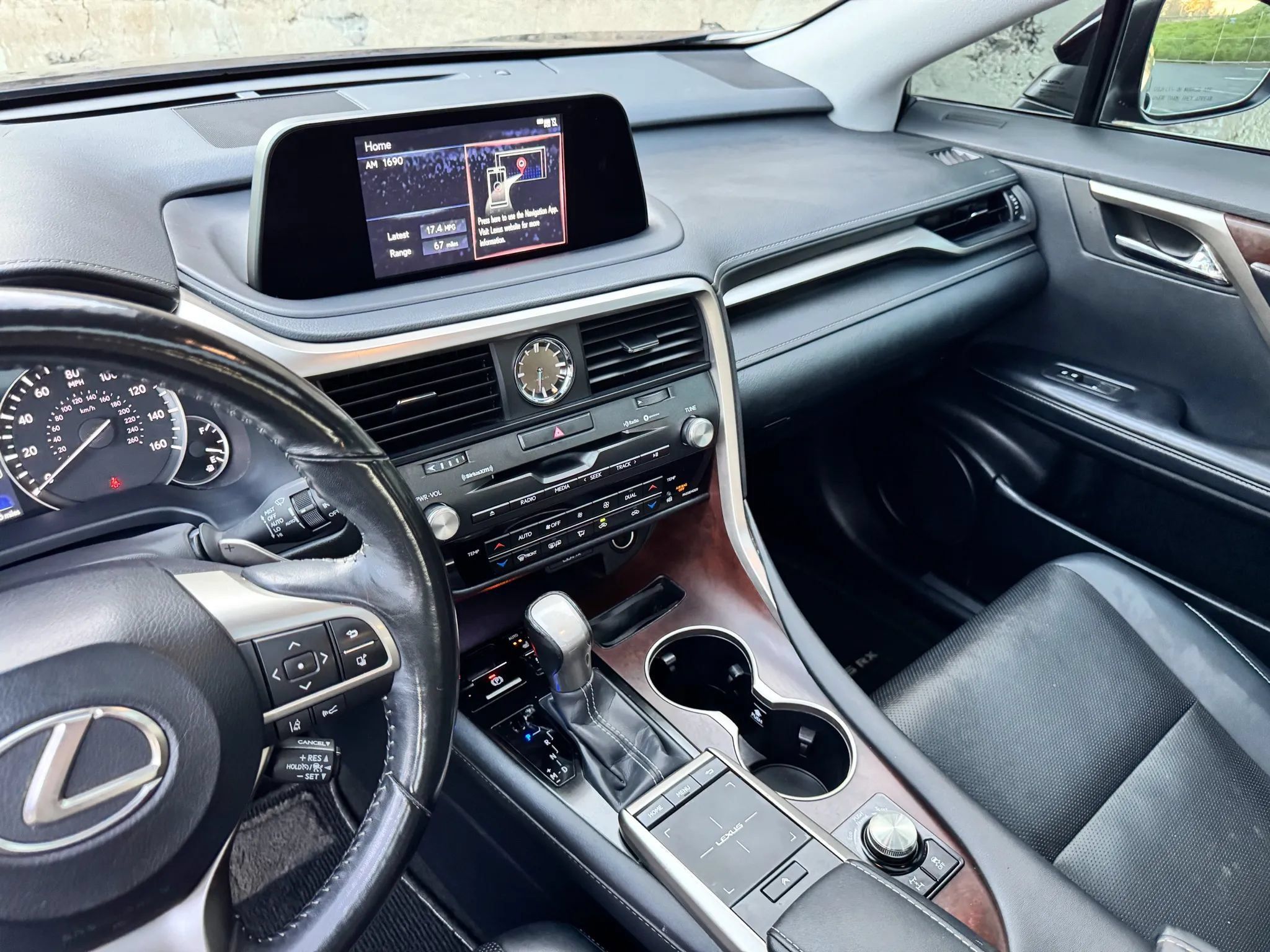 Used 2020 Lexus RX 350 AWD w/ Premium Package image 18