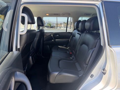 Used 2023 Nissan Armada SV AWD/4WD image 4