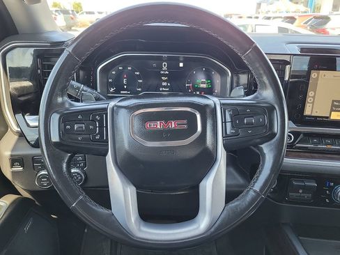 Used 2022 GMC Sierra 1500 SLT AWD/4WD image 24