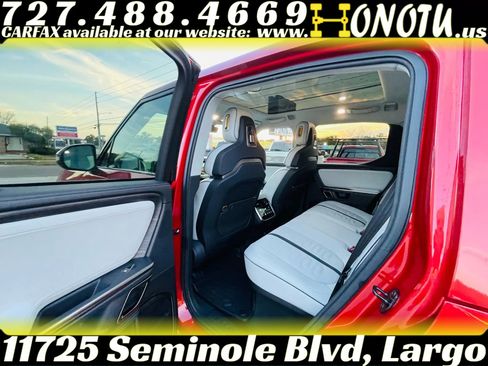 Used 2023 Rivian R1T Adventure image 19