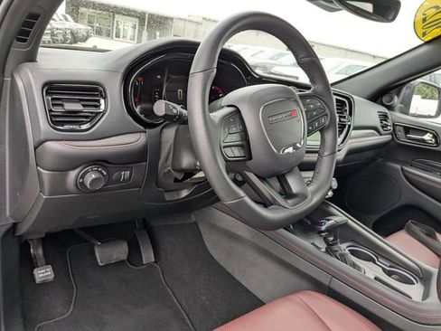 Used 2025 Dodge Durango GT AWD/4WD image 2