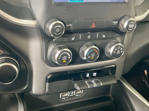 Used 2023 RAM 1500 Big Horn AWD/4WD image 15