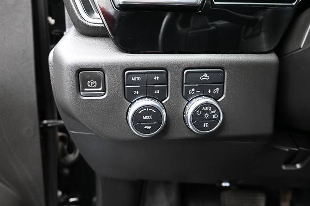 Used 2022 GMC Sierra 1500 Elevation w/ LPO, Elevation Black Package AWD/4WD image 10