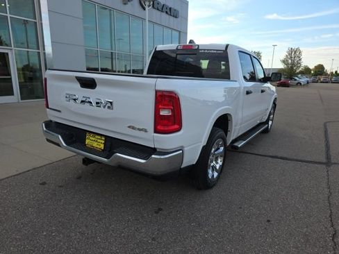 Certified 2025 RAM 1500 Big Horn AWD/4WD image 5