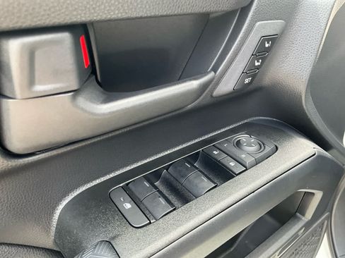 Used 2025 Toyota 4Runner TRD Sport Premium AWD/4WD image 18