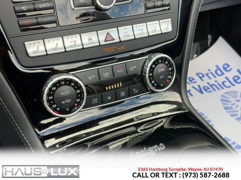 Used 2015 Mercedes-Benz SL 550 w/ White Arrow Edition image 38