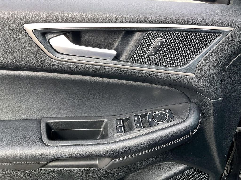 Used 2024 Ford Edge SEL AWD/4WD image 36