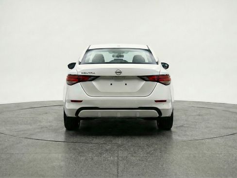 Used 2025 Nissan Sentra S image 7