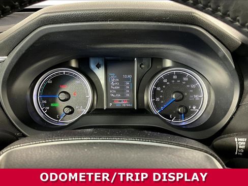 Used 2022 Toyota Venza LE AWD/4WD image 13