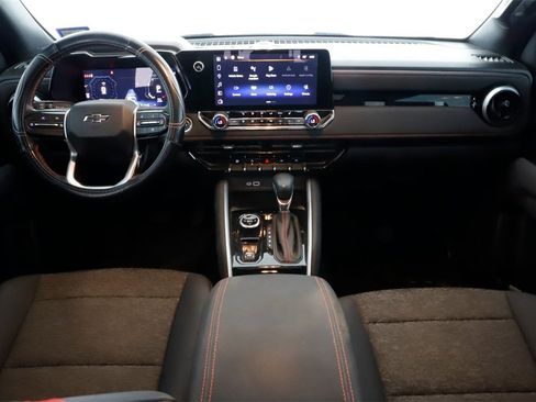 Used 2024 Chevrolet Colorado Z71 w/ Z71 Convenience Package 2 image 22