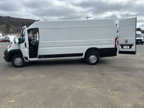 Used 2023 RAM ProMaster 3500 w/ Driver Convenience Group FWD image 14