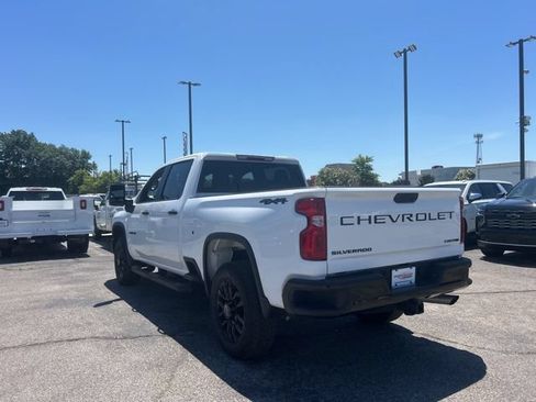Used 2025 Chevrolet Silverado 2500 Custom w/ Custom Value Package AWD/4WD image 5