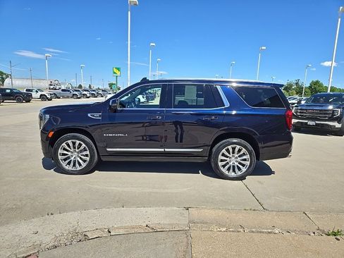 Used 2022 GMC Yukon Denali AWD/4WD image 6