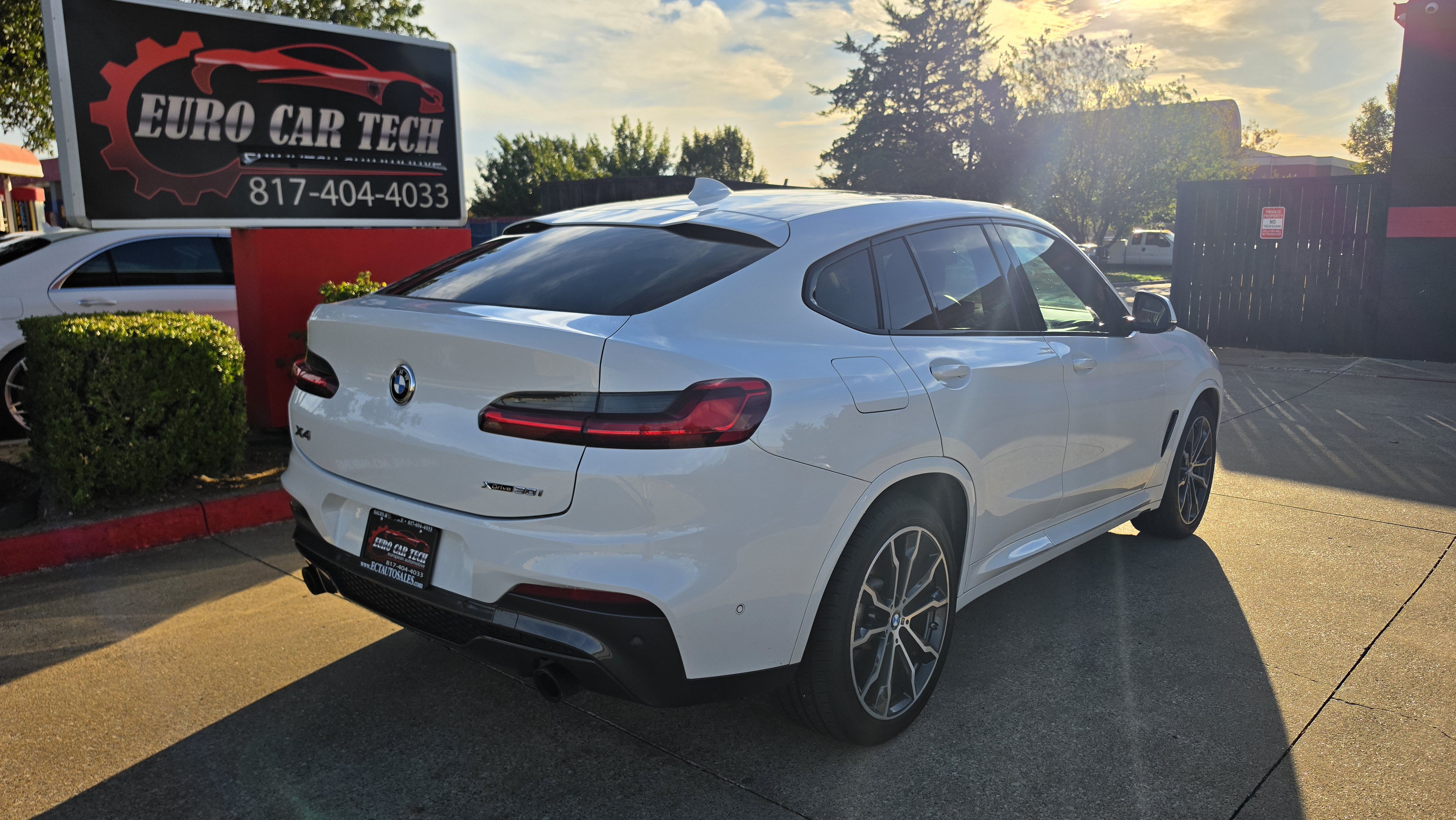 Used 2019 BMW X4 xDrive30i w/ Executive Package AWD/4WD image 8