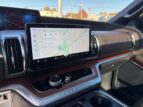 New 2025 Ford Expedition Max King Ranch image 17