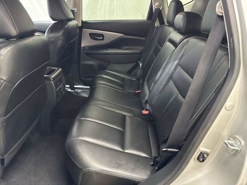 Used 2023 Nissan Murano SV AWD/4WD image 12