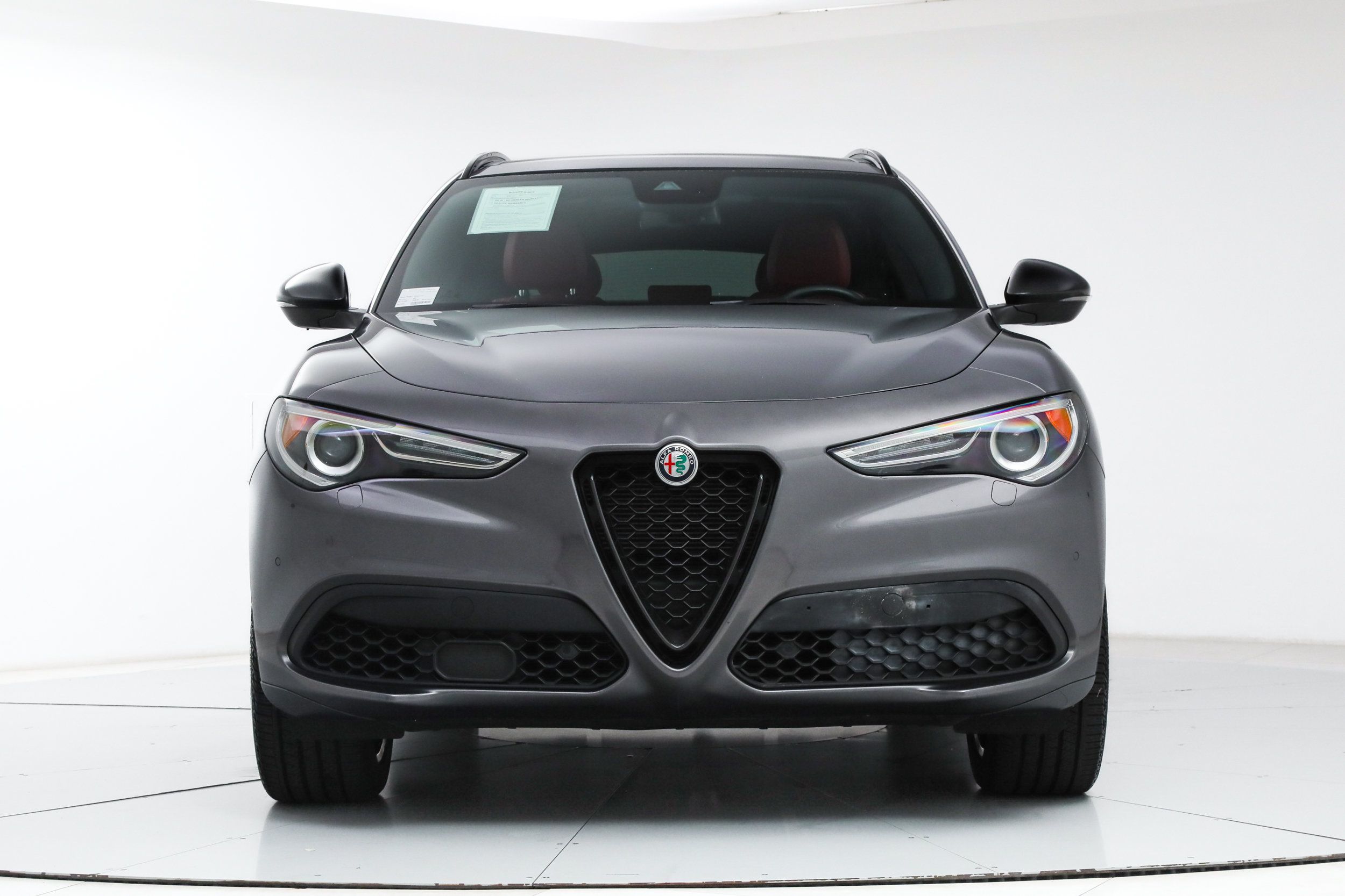 Used 2022 Alfa Romeo Stelvio Veloce AWD/4WD image 8