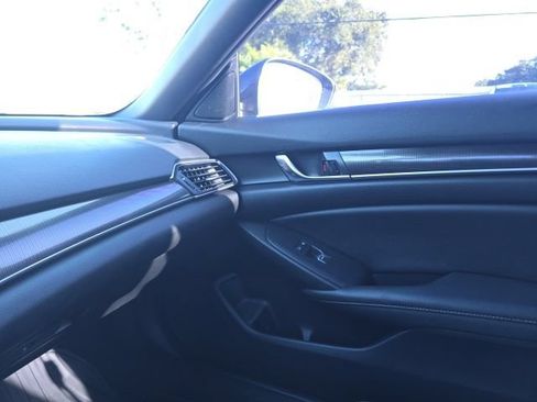 Used 2022 Honda Accord Sport image 10