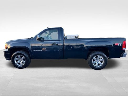 Used 2007 GMC Sierra 1500 W/T image 2