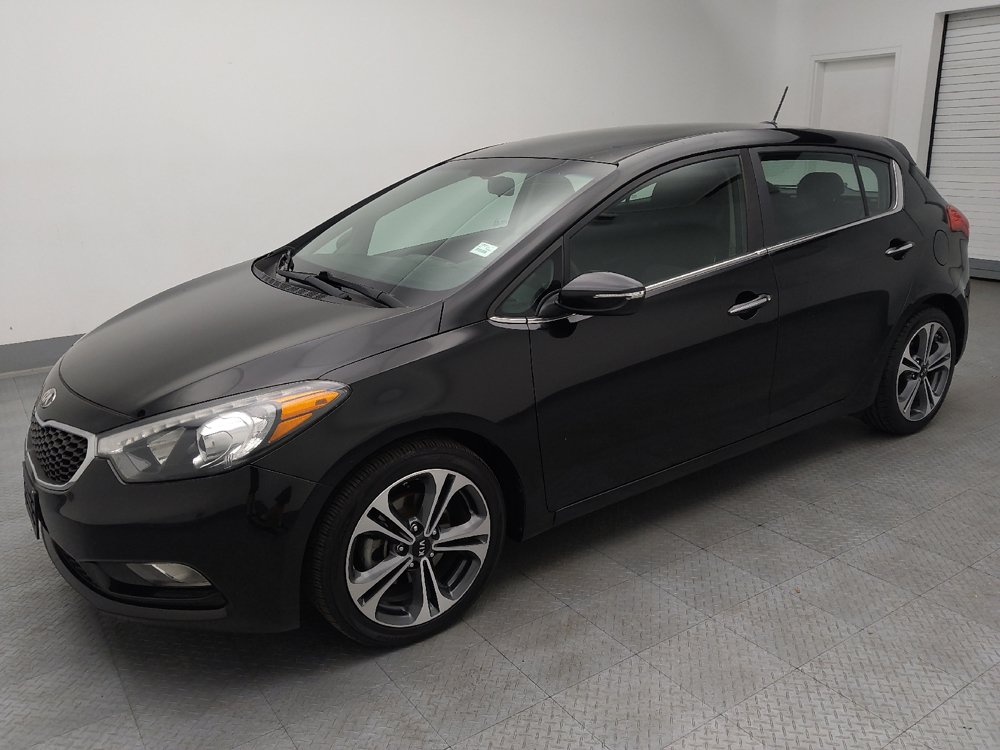 Used 2016 Kia Forte EX FWD image 2