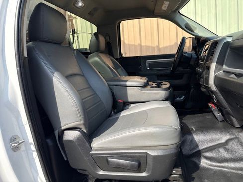 Used 2015 RAM 4500 Tradesman w/ Power & Remote Entry Group image 38