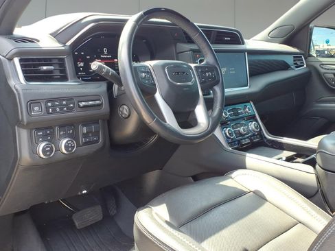 Used 2023 GMC Yukon Denali w/ Denali Reserve Package AWD/4WD image 12