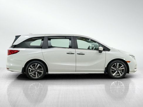 Used 2023 Honda Odyssey Touring image 6