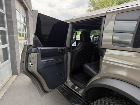 Used 2025 Ford Bronco Badlands AWD/4WD image 32