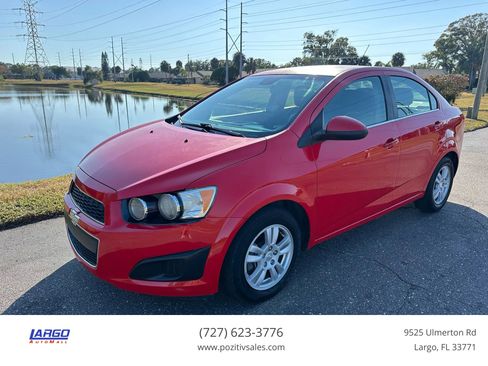 Used 2014 Chevrolet Sonic LT image 1