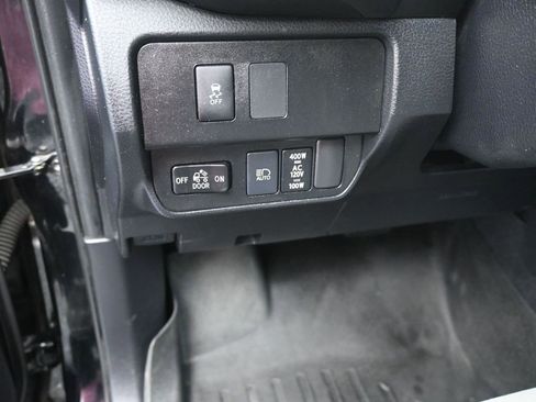 Used 2021 Toyota Tacoma TRD Sport image 21