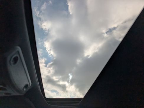 Used 2018 Ford F150 Raptor w/ Equipment Group 802A Luxury image 22