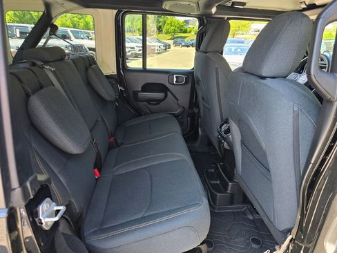 Used 2025 Jeep Wrangler Unlimited Sport S 4xe AWD/4WD image 24