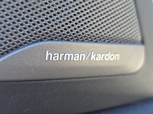 Used 2021 BMW X5 M50i image 13