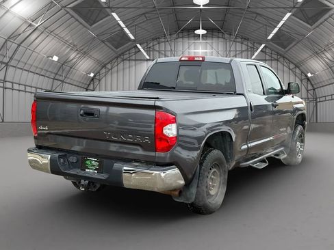 Used 2018 Toyota Tundra SR5 image 11