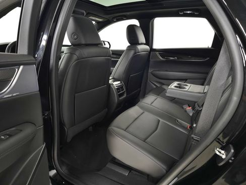 Certified 2023 Cadillac XT5 Sportv AWD/4WD image 36