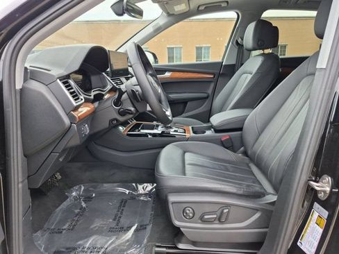 Used 2023 Audi Q5 2.0T Premium Plus w/ Premium Plus Package AWD/4WD image 9