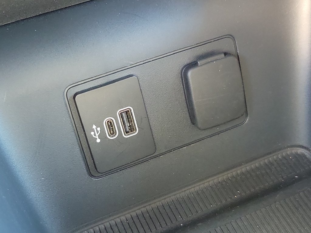 Used 2026 Ford Explorer Active RWD image 27