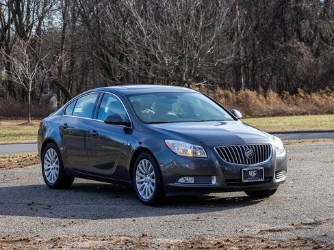 Used 2011 Buick Regal CXL w/ RL6 Preferred Equipment Group image 2