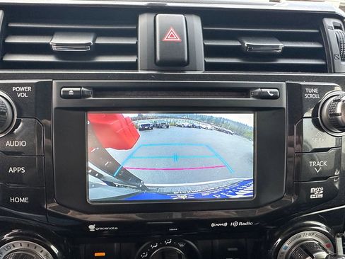 Used 2019 Toyota 4Runner TRD Off-Road image 18