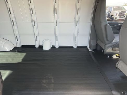 New 2025 GMC Savana 2500 Extended w/ Driver Convenience Package image 26