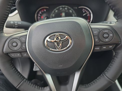 New 2025 Toyota RAV4 XLE image 27