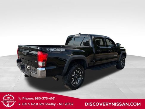 Used 2017 Toyota Tacoma TRD Off-Road w/ Tow Package AWD/4WD image 6