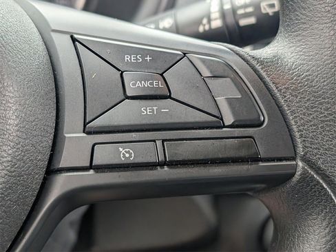 Used 2024 Nissan Kicks S image 27