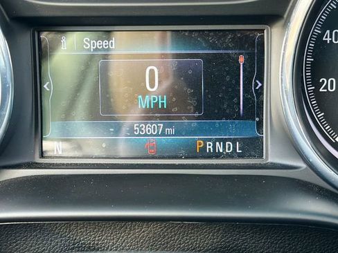 Used 2019 Buick Envision Essence image 38