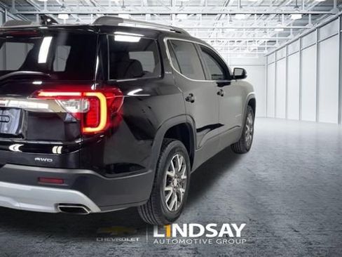 Used 2023 GMC Acadia SLE w/ Driver Convenience Package image 9