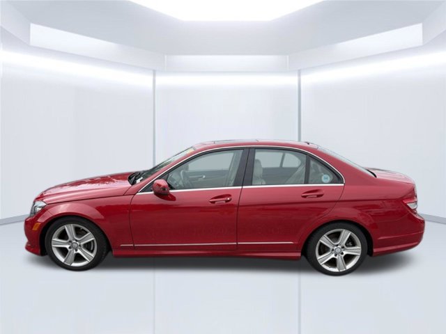 Used 2011 Mercedes-Benz C 300 Sedan image 10